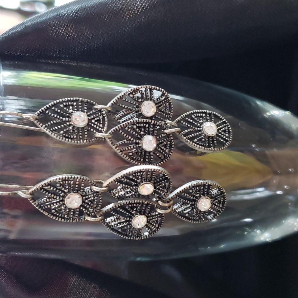 💥Vintage Rhinestone Earrings